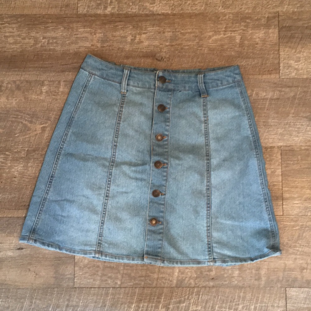 High waisted skirt
